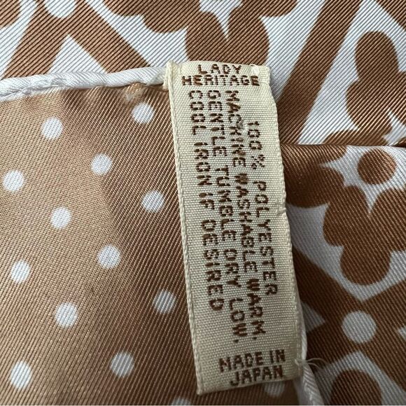 😊3/$30 Vintage Lady Heritage polyester scarf Japan - Picture 2 of 8